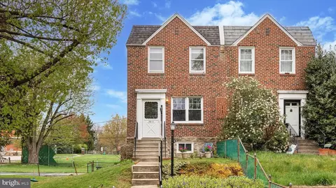 7815 Beech Ln, Wyndmoor, PA 19038
