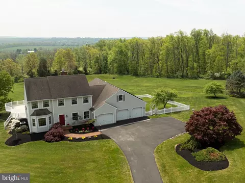 22 Farview Rd, Telford, PA 18969