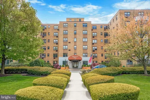 346 E Lancaster Ave #115, Wynnewood, PA 19096