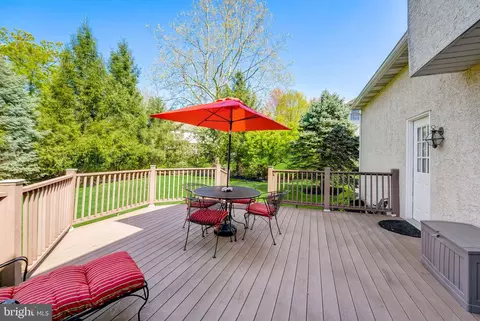 Exterior - 312 Sentry Ln, Wayne, PA 19087 photo 8 of 19