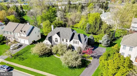 Exterior - 312 Sentry Ln, Wayne, PA 19087 photo 16 of 19
