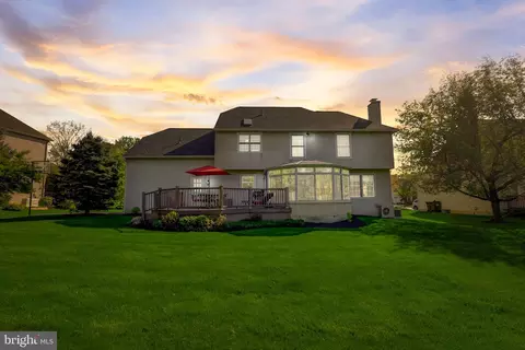 312 Sentry Ln, Wayne, PA 19087