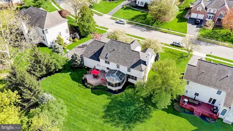 Exterior - 312 Sentry Ln, Wayne, PA 19087 photo 19 of 19