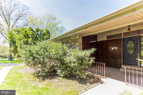 2307 Barren Hill Rd, Lafayette Hill, PA 19444