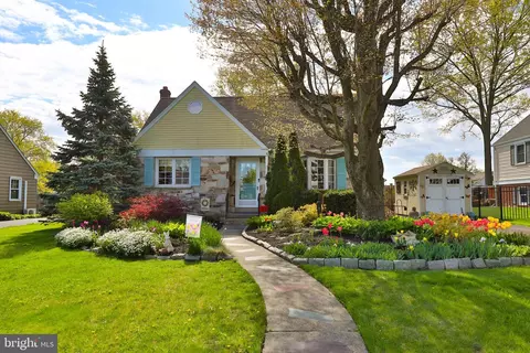 34 Highland Dr, Telford, PA 18969