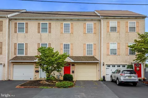 630 Jefferson St, Bridgeport, PA 19405
