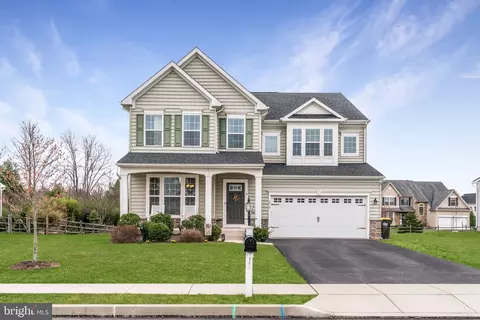 3010 Saddlewood Dr, Pennsburg, PA 18073