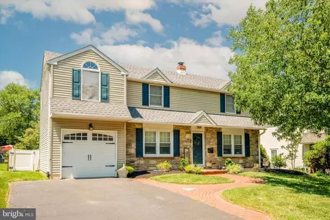 304 Greenhill Rd, Willow Grove, PA 19090