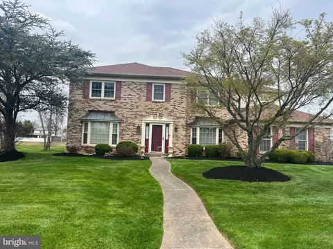 1976 Blue Fox Dr, Lansdale, PA 19446
