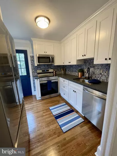 Kitchen - 329 Hampden Ave, Narberth, PA 19072 photo 8 of 10
