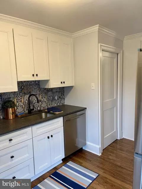 Kitchen - 329 Hampden Ave, Narberth, PA 19072 photo 7 of 10