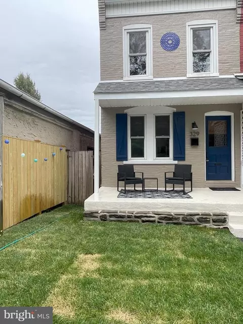 Exterior - 329 Hampden Ave, Narberth, PA 19072 photo 7 of 8