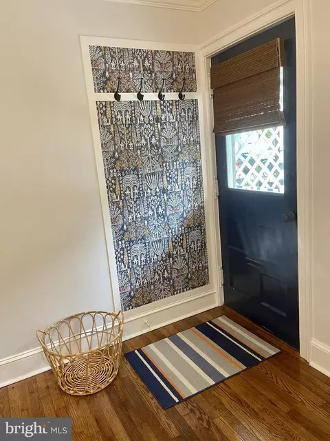 Entry Way - 329 Hampden Ave, Narberth, PA 19072 photo 2 of 4