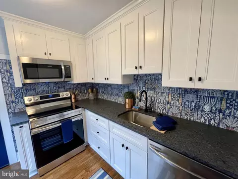 Kitchen - 329 Hampden Ave, Narberth, PA 19072 photo 9 of 10