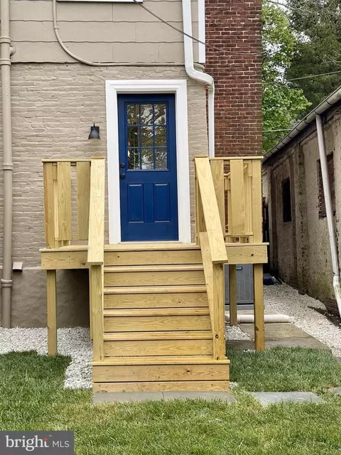 Exterior - 329 Hampden Ave, Narberth, PA 19072 photo 3 of 8