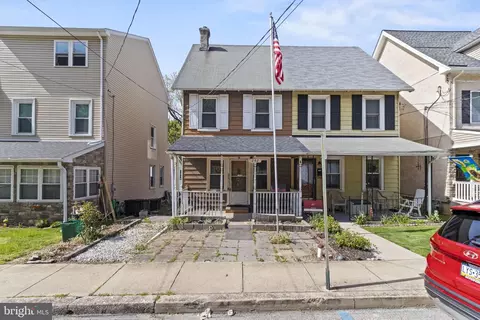 242 Moorehead Ave, Conshohocken, PA 19428