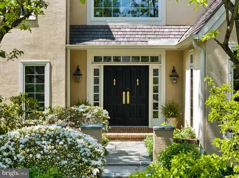 1225 Denbigh Ln, Wayne, PA 19087