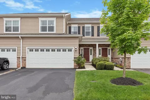 7 Aubrey Ct, Royersford, PA 19468