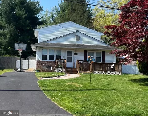 3830 Krugel St, Hatboro, PA 19040