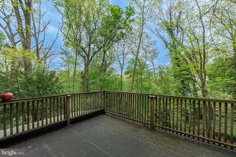 Exterior - 819 Pardee Ln, Wyncote, PA 19095 photo 14 of 23