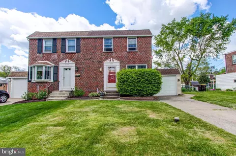 1126 Pine St, Lansdale, PA 19446