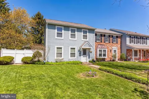 53 Hunt Dr, Horsham, PA 19044