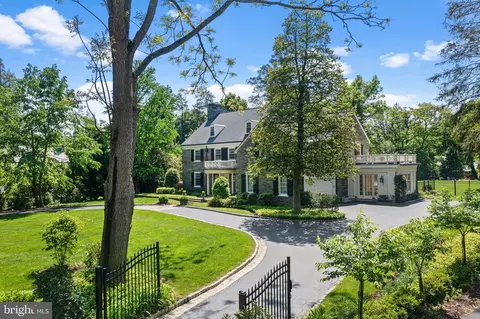 212 Laurel Ln, Haverford, PA 19041