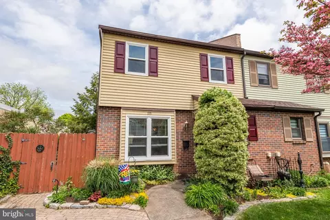 115 Jenkins Ave, Lansdale, PA 19446