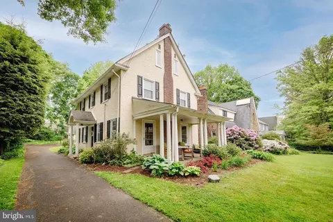 208 Hewett Rd, Wyncote, PA 19095