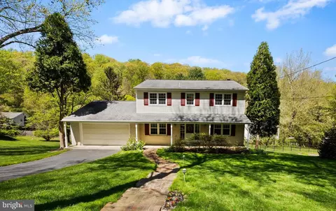 320 Arden Rd, Gulph Mills, PA 19428