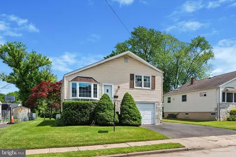 923 Central Ave, Glenside, PA 19038