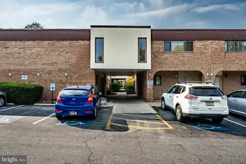 205 Centre Ave #205, Norristown, PA 19403