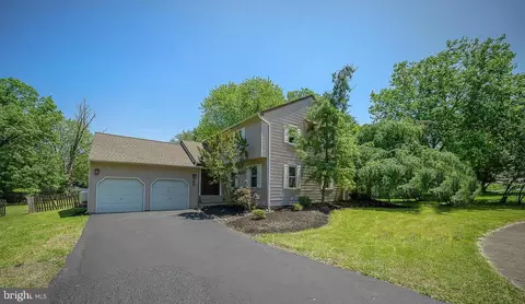2129 Barnwood Cir, Norristown, PA 19403
