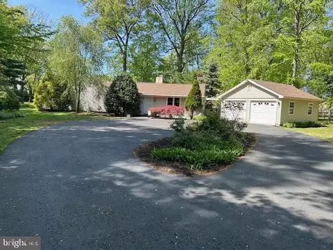 1149 Valley Forge Rd, Norristown, PA 19403