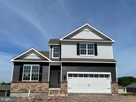 233 Petal Dr, Pottstown, PA 19464