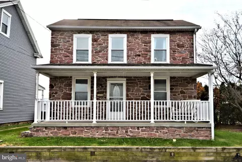 1216 E Philadelphia Ave, Gilbertsville, PA 19525