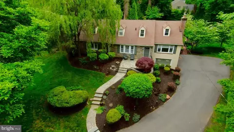 535 Broad Acres, Penn Valley, PA 19072