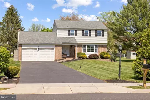 1633 Hedgewood Rd, Hatfield, PA 19440