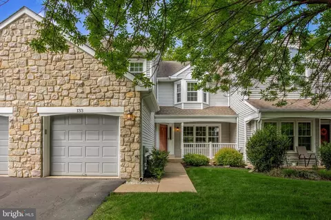 133 Blue Ribbon Dr, North Wales, PA 19454