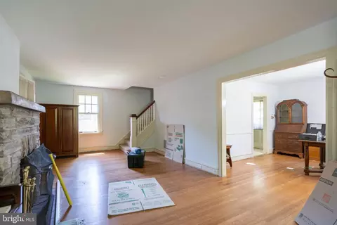 100 Webster Ave, Wyncote, PA 19095 photo 4
