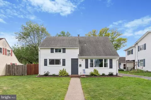 322 W Walnut St, Pottstown, PA 19464