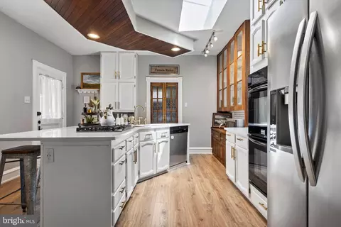 Kitchen - 313 Maple Ave, Wyncote, PA 19095 photo 1 of 5