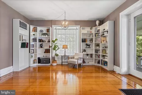 Living - 313 Maple Ave, Wyncote, PA 19095 photo 2 of 4