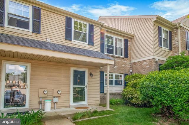 25 Yorktown Ct, Blue Bell, PA 19422