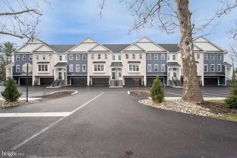 4446 Skippack Pike #101, Schwenksville, PA 19473