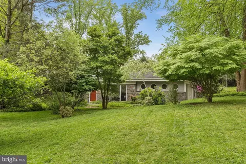 414 Sharon Dr, Wayne, PA 19087 photo 4