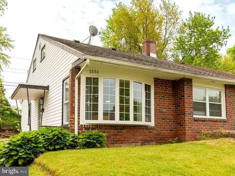 1551 Edgewood Ave, Abington, PA 19001