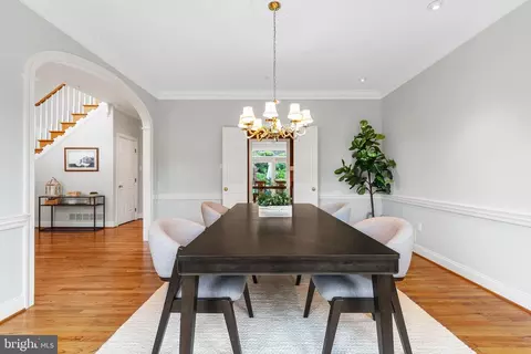 Dining - 600 Narcisi Ln, Wayne, PA 19087 photo 2 of 3