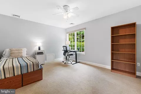 Bedroom - 600 Narcisi Ln, Wayne, PA 19087 photo 5 of 8