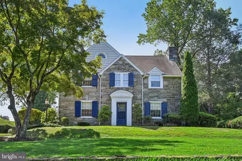 1320 Grenox Rd, Wynnewood, PA 19096